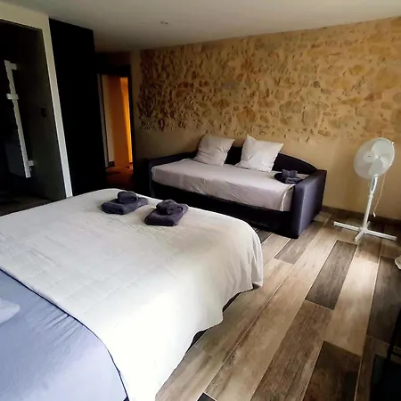 Domaine Monbel - Doubles Avec Acces Piscine Pres De Privat bolig *